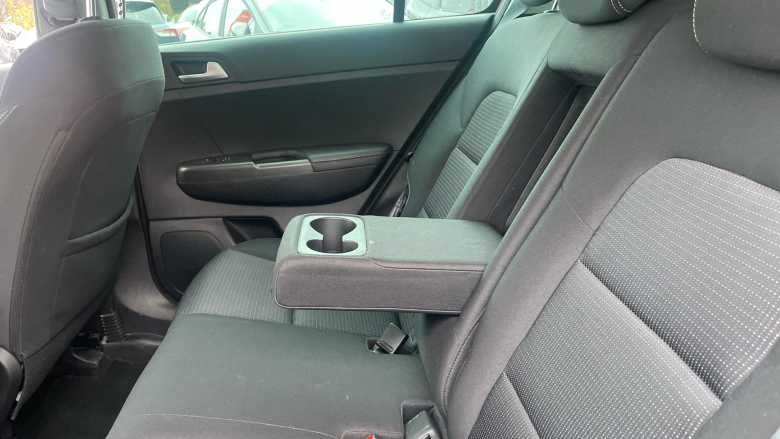 Kia Sportage 1.6 CRDi 48V ISG 2 5dr DCT Auto Diesel Estate